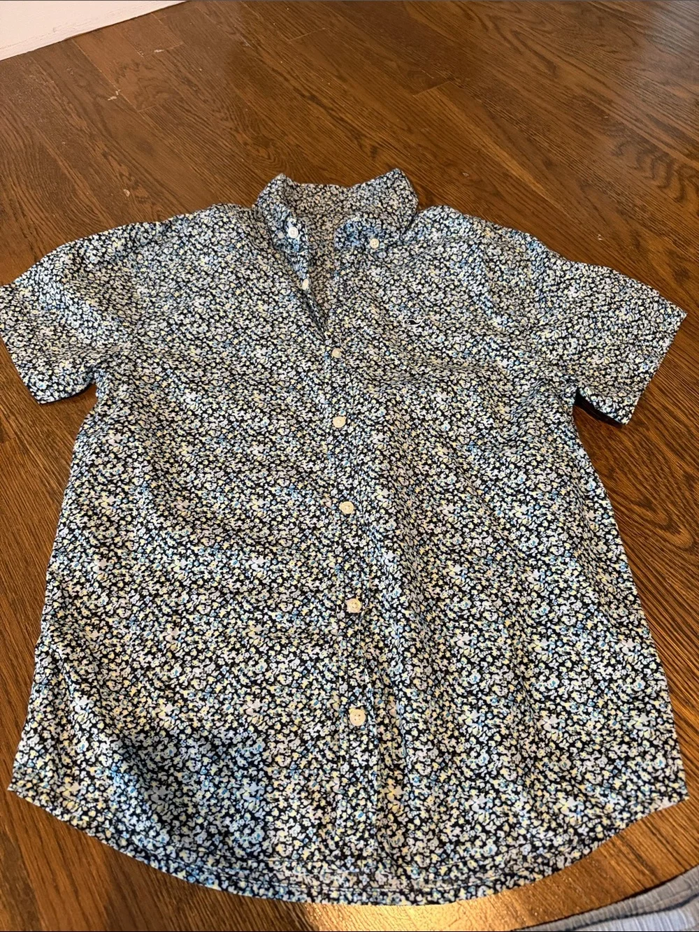 Vineyard vines set